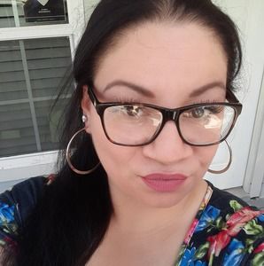 Meet your Posher, April